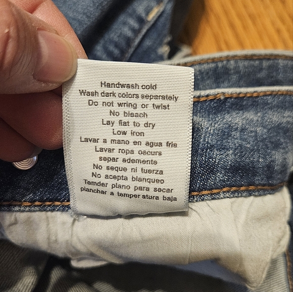 Judy Blue Denim Skort Size Large. With Stretch. - Picture 6 of 8